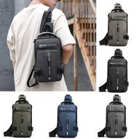 Bandolera impermeable con una correa, bolso ligero antirrobo de nailon con puerto de carga USB para senderismo - details 2
