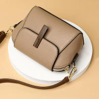 Bolso bandolera de hombro pequeño de diseñador para mujer, de piel sintética, color sólido - details 11