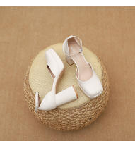Zapatos de tacón grueso con una tira de moda de nuevo estilo - details 25