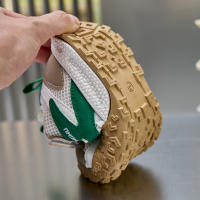 2025 primavera Velcro compañeros de clase niños nuevas zapatillas de deporte de malla transpirable ligera niñas papá zapatos corriendo. - details 1