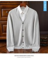 Cardigan de Punto para Hombres Vestido Suelto de Una Botónada con Cuello en V Color Sólido - details 12