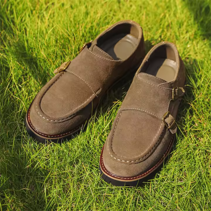 Nuevo estilo británico versátil zapatos Munk zapatos de vestir casual fondo plano tendencia hebilla zapatos de los hombres. - 1