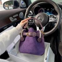 Bolso bandolera de hombro de terciopelo púrpura de alto grado de nicho - details 7