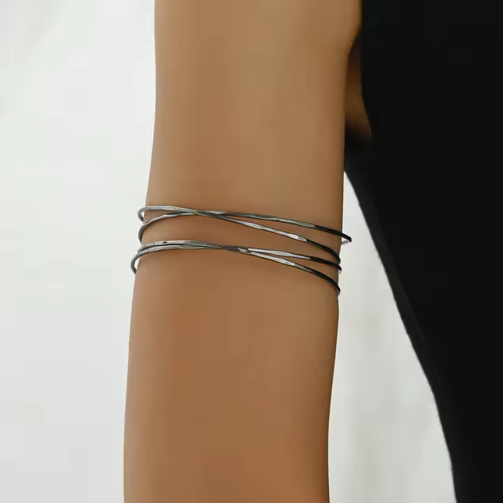 Pulsera de mujer de estilo japonés y coreano de nicho simple Ins Pulsera de línea geométrica con diseño de alto sentido multicapa versátil - 1