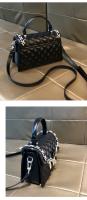 Bolso pequeño de diamante con personalidad de marca Hong Kong2025Nueva bolsa de hombro portátil de alto grado de este año - details 15