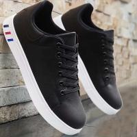 Zapatos deportivos bajos impermeables de tendencia casual para hombre de cuero nuevo de gran tamaño - details 1