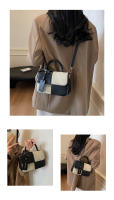 Nuevo bolso de mensajero versátil de hombro, bolso cuadrado pequeño portátil con costuras. - details 9