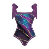 El nuevo traje de baño de una pieza es ajustado y delgado para las mujeres. - details 33