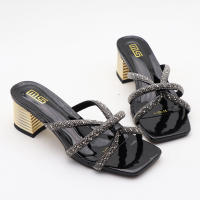 Sandalias de tacón con tira fina y pedrería - details 2