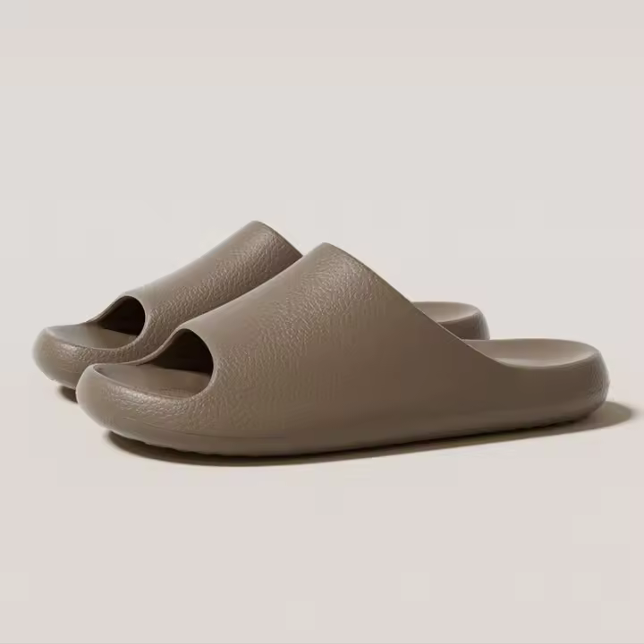 Patrón de cuero zapatillas de alta gama de las mujeres de verano nuevo hogar interior zapatillas frescas baño simple sandalias de baño desgaste exterior de los hombres - 1