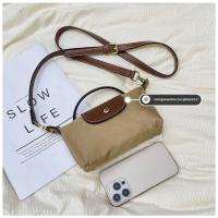 2025 bolso de moda bolso de mujer personalidad versátil pequeño bolso cuadrado ligero bolso de mensajero de hombro - details 13