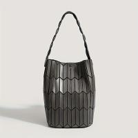 Bolsa de Tote Hexagonal Geométrica Material PVC Duradero Cierre Magnético - details 2