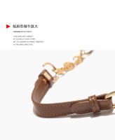 Nueva bolsa cuadrada pequeña de alta gama, portátil para viajeros versátiles de moda, con cadena para las axilas del hombro de las mujeres. - details 14