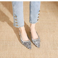 Zapatos de tacón bajo puntiagudos con lentejuelas plateadas - details 16