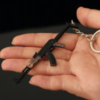Llavero Mini Modelo De Pistola AKS-47 9cm Metal Simulación Para Hombres Niños Adorno De Llavero De Coche Joyería De Armamento - details 1