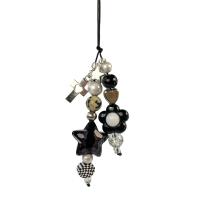 Correa de teléfono estilo gótico Y2K, mariposa, estrella, corazón, cordón para teléfono móvil con cuentas, cadena antipérdida para teléfono móvil, llavero - details 12