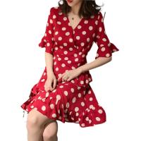 Vestido alto, medio y largo de gasa de lunares con escote en V cruzado vestido irregular - details 1