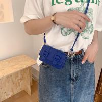 Mini bolso de mensajero pequeño con hebilla de cinturón Retro para mujer, bolso de hombro cuadrado con cadena ligera de cuero PU - details 24