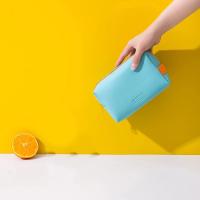 Bolsa de Maquillaje Impermeable Colores de Caramelo Lindos Organizador de Viaje Portátil - details 4