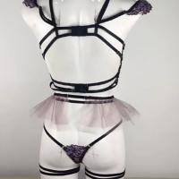 Conjunto sexy de lencería sexy de tres piezas con bordado de malla para mujer - details 3