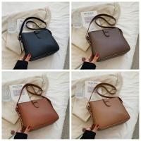 Bolso cuadrado de cuero PU de gran capacidad, bolso de hombro Simple que combina con todo de estilo coreano, bolso de almacenamiento, bolso de mano cuadrado Ins para exteriores - details 0