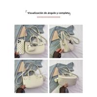 Bolsa de sillín portátil simple para mujer 2025 nueva bolsa de mensajero de hombro de tendencia de moda de estilo extranjero - details 3