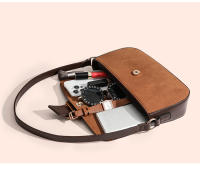 Bolso de hombro retro con diseño de nicho, bolso de axilas con contraste de empalme mate, bolso de mensajero versátil de alta gama de gran capacidad - details 0