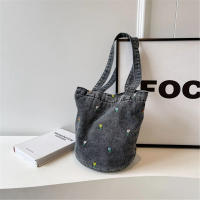 Bolso de cubo de mezclilla bordado, bolso de mano de gran capacidad, bolso de hombro que combina con todo, bolso de compras portátil para mujer, nuevo - details 9