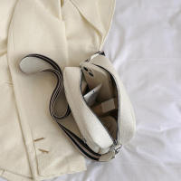 Bolso de mensajero tipo almohada de cuero PU vintage de alta calidad para mujer, bandolera pequeña - details 23