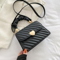 Bolso de hombro cuadrado con botón en forma de corazón, bolso de mano versátil para desplazamientos informales para mujer, bolsos únicos, bolso bandolera, regalos para novia, día de San Valentín, artículos esenciales de viaje - details 0
