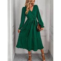 Vestido elegante de color sólido con cuello en V para mujer de manga larga - details 5