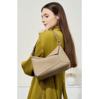 Nuevo Bolso de Hombro para Mujer 2025 Bolso Geométrico de Cuero con Almohada - details 7