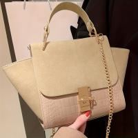 Elegante Bolso Cruzo de Khaki con Acolchado de Poliéster Cierre de Cerradura, Desmontable y Seguro para Mujeres, Bolso de Viaje Versátil - details 0