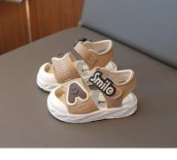 Sandalias de verano para niños y niñas, zapatos suaves, versátiles, antipatadas, cómodos, a la moda, para aprender a caminar, novedad de 2024 - details 5