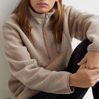 Jersey de Sherpa de cuarto beige para hombre, sudadera con capucha holgada y gruesa, camisa deportiva marrón sólido con cremallera 1/4 - details 9