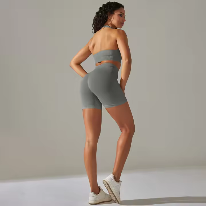 Conjunto de yoga para mujer, pantalones cortos con sujetador, ropa de entrenamiento para correr, ropa de gimnasio, pantalones cortos de cintura alta, leggings Fiess, tres deportes - 1