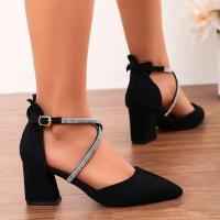 Tacones altos, tiras puntiagudas de diamantes de imitación, adornos en forma de cruz, mujeres elegantes y de moda. - details 6