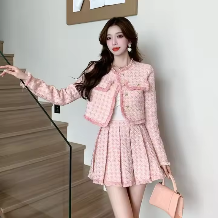 Otoño/Invierno nuevo conjunto elegante de chaqueta corta y falda plisada de cintura alta para mujer-traje de dos piezas adelgazante de moda - 1