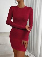 Vestido rojo de mujer con cintura alta y falda corta de cuello redondo delgada - details 2
