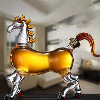 Creative Horse Shape Decanter 1L Decorative Horse Stand Glass Transparent Container Holder for Any Other Drink Liquor