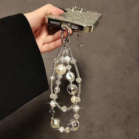 Llavero de lujo retro con pedrería, perlas y cuentas, pulsera, cordón para teléfono, amuleto para teléfono móvil, correa de muñeca para cámara, colgante antipérdida - details 3