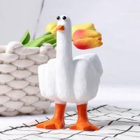 Nuevo bonito pato de resina creativo, artesanía, pato de dedo medio, decoración de escritorio, adorno para el hogar, 14,5 cm - details 4