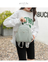 Mochilas de color verde Mochila pequeña para niña Bolsas casuales lindas y elegantes para mujer Diseño de moda Bolsas de libros ligeras fáciles de llevar con decoraciones colgantes - details 14
