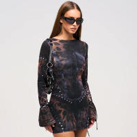 Vestido corto ajustado de manga larga con estampado de posicionamiento de moda para mujer F24DS269 - details 1