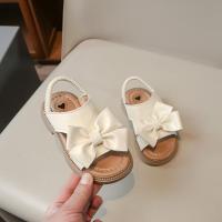 Sandalias para niñas 2025 verano nueva niña pequeña arco princesa zapatos banda elástica moda estilo extranjero zapatos de playa - details 3