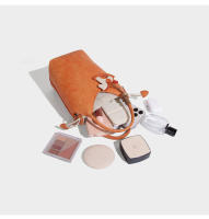 Bolso tejido de moda, bolso cubo de gran capacidad, bolso mensajero casual versátil para viajeros. - details 6