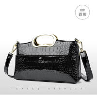 Bolso de mano ligero de cuero de alta gama para mujer, nuevo bolso de mano sencillo con un solo hombro tipo bandolera - details 18