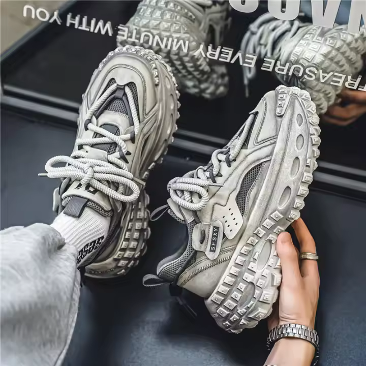 Zapatos de Verano para Hombres Superficie de Malla Transpirable Zapatillas de Moda para Adolescentes Suela de Resina Gruesa Zapatos de Papá a la Moda - 1