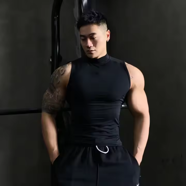 Ropa deportiva para hombre musculoso, camiseta deportiva sólida sin mangas, cuello alto elástico - 1