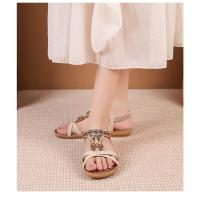 Elegantes Sandalias de Verano 2025 Boho con Strass Chanclas de Dedo de Cuero Genuino, Moda Playa y Fiesta, Diseño Exclusivo y Lujo - details 17